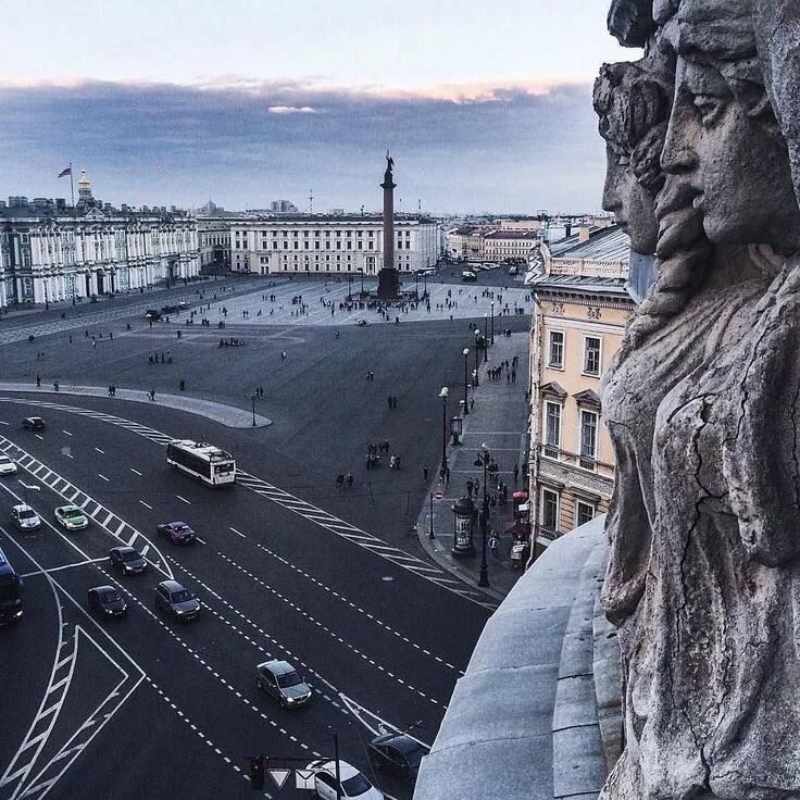 эрмитаж санкт-петербург статуи на крыше фото
