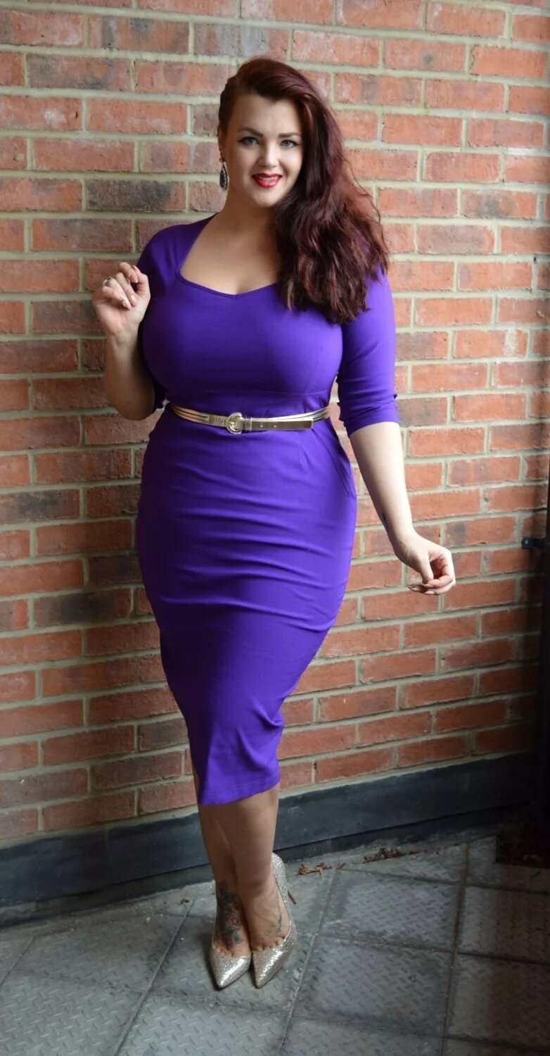 polnenkie-devushki-kaliningrada-fotografii