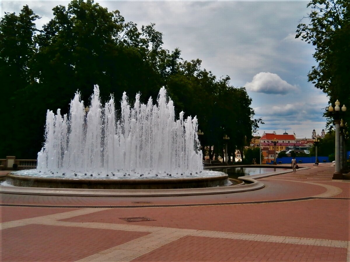 фонтаны города фото