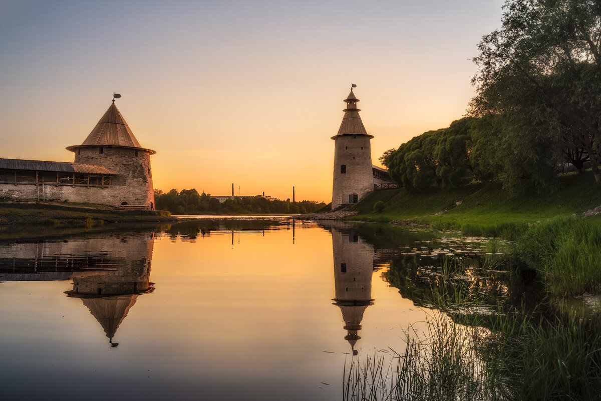 псковский кремль плоская башня фото