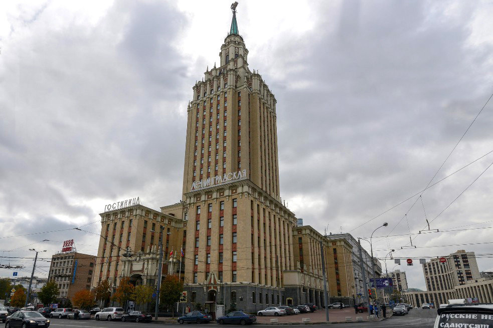 «Гостиница Ленинградская. Москва. Архитекторы: Л. М. Поляков, А. Б ...