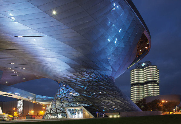 выставочное здание bmw welt, мюнхен, германия фото