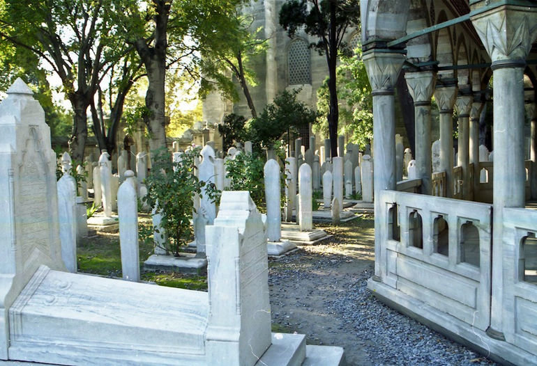 турецкое кладбище фото