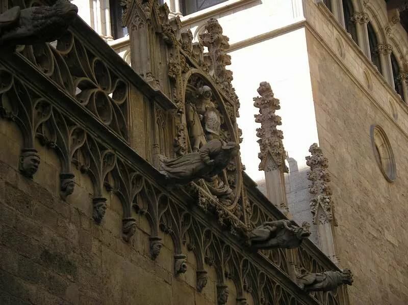 собор парижской богоматери гаргульи фото