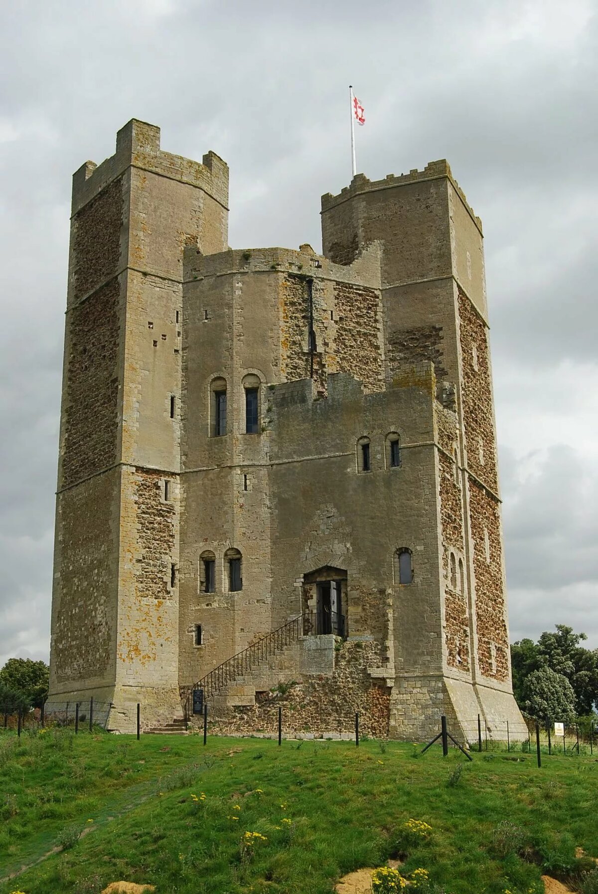 orford castle фото