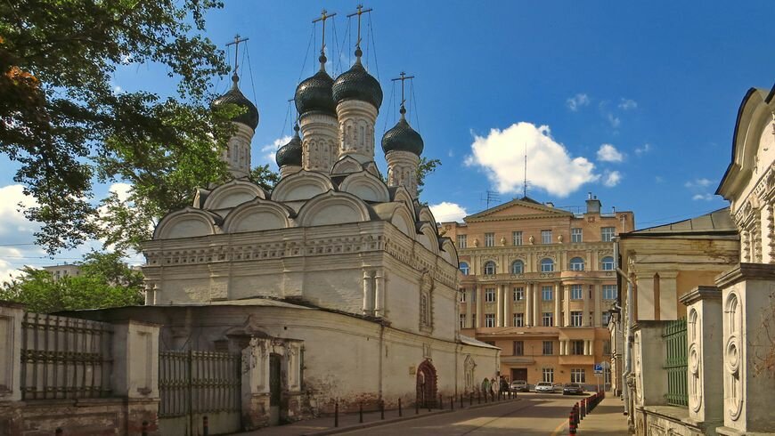 черниговский переулок в москве церковь михаила и федора фото