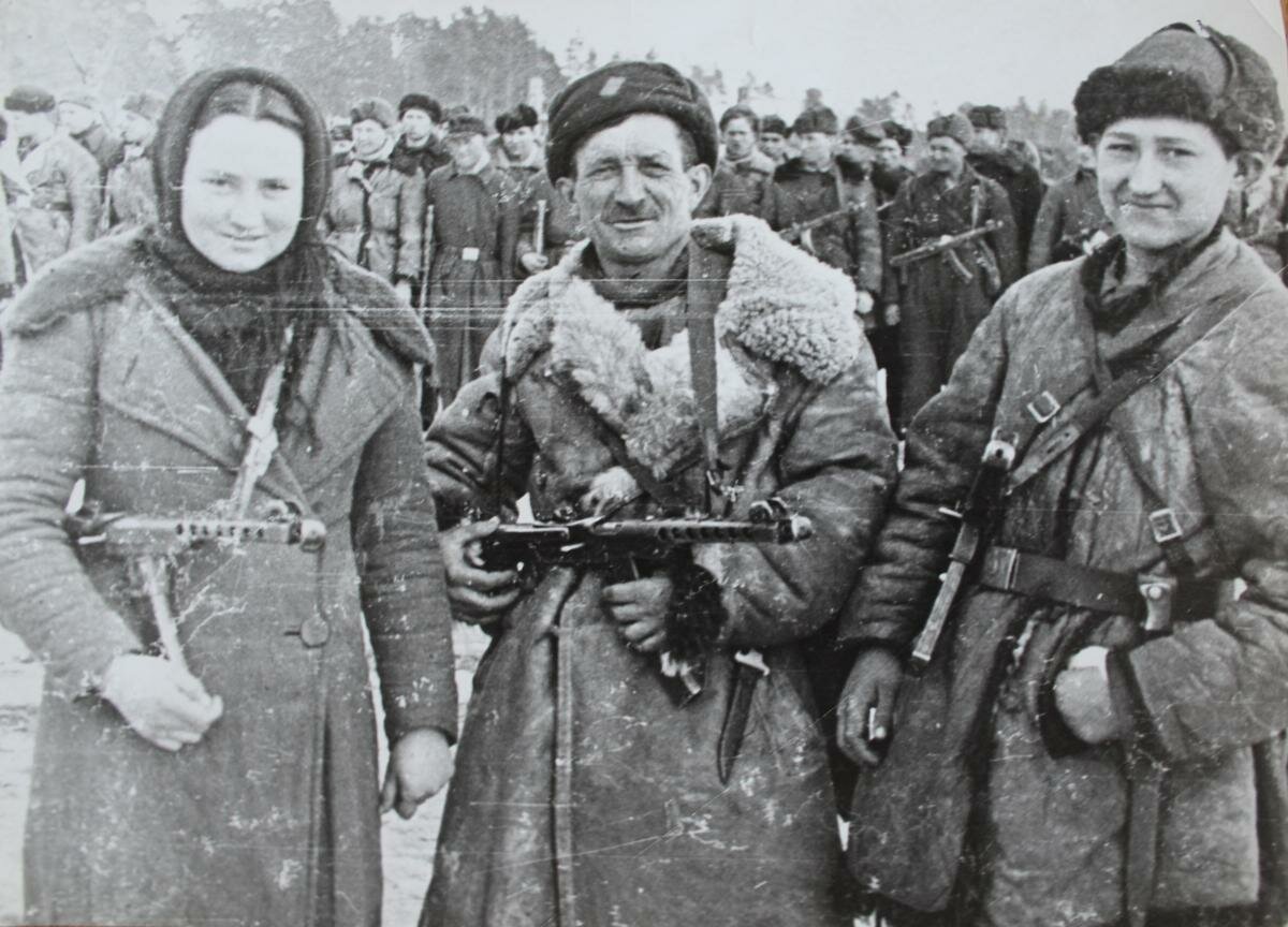 партизаны в вов фото
