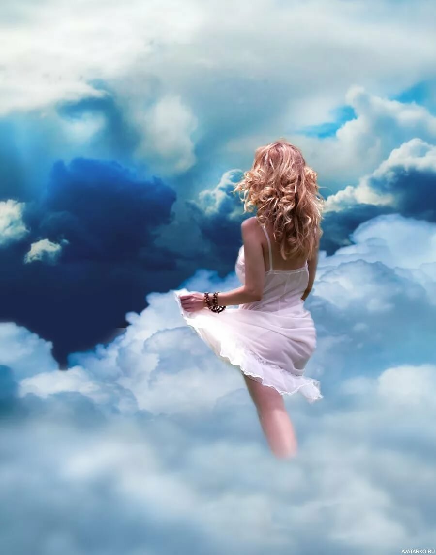 Облака и девушки картинки