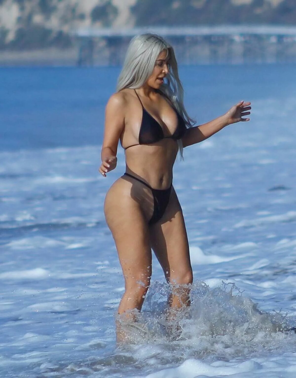 kim-kardashian-bikini-photo-gallery