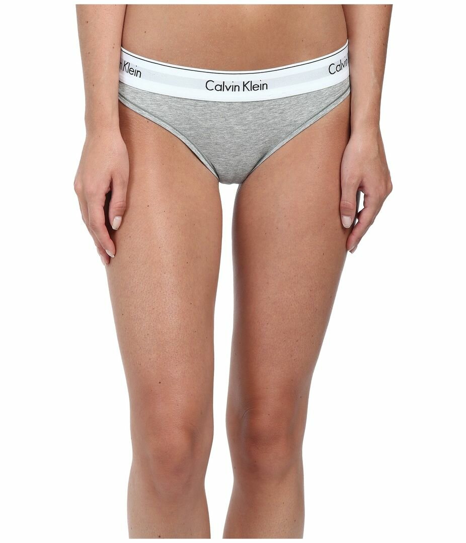 стринги calvin klein фото