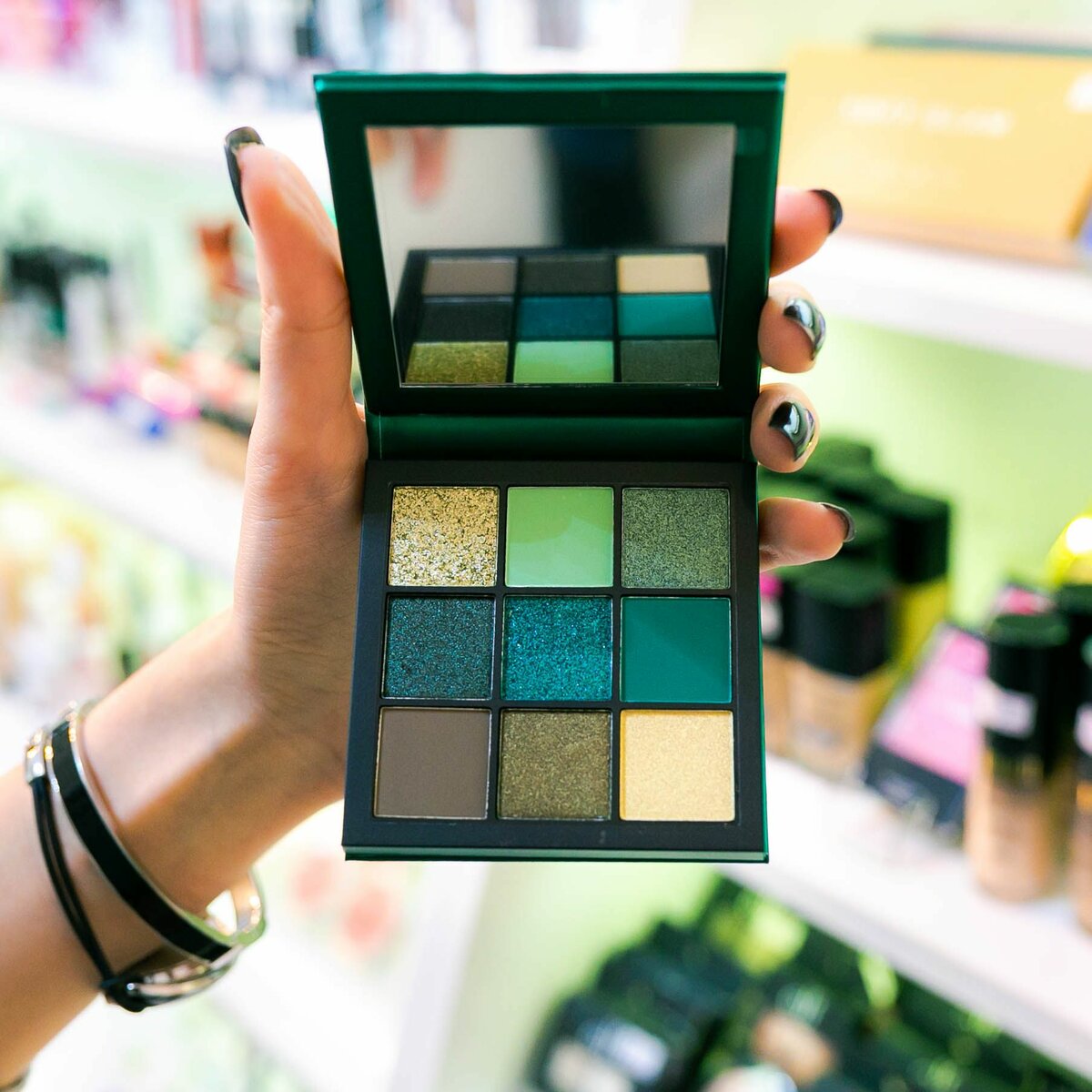тени huda beauty emerald фото