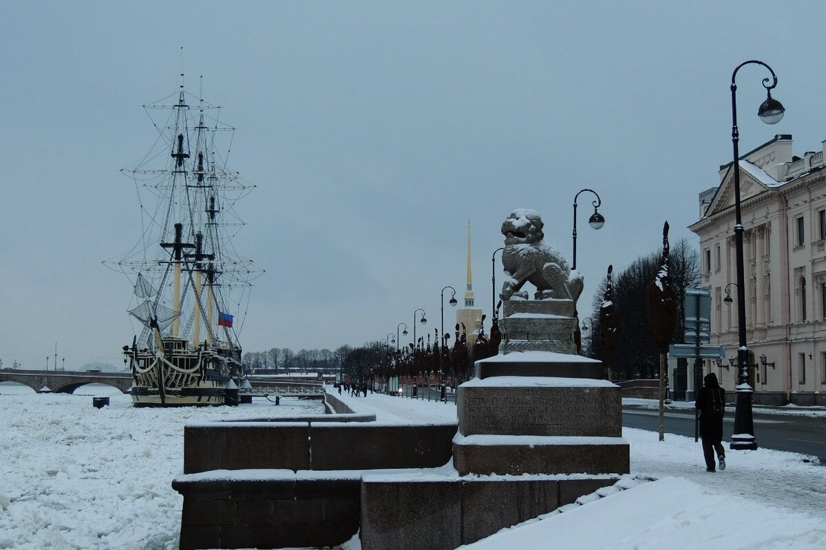 петровская набережная санкт петербург фото