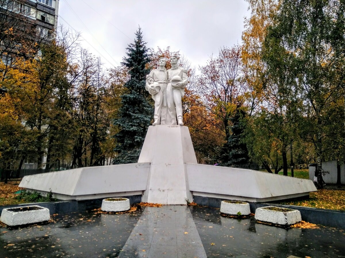 интеркосмос памятник фото