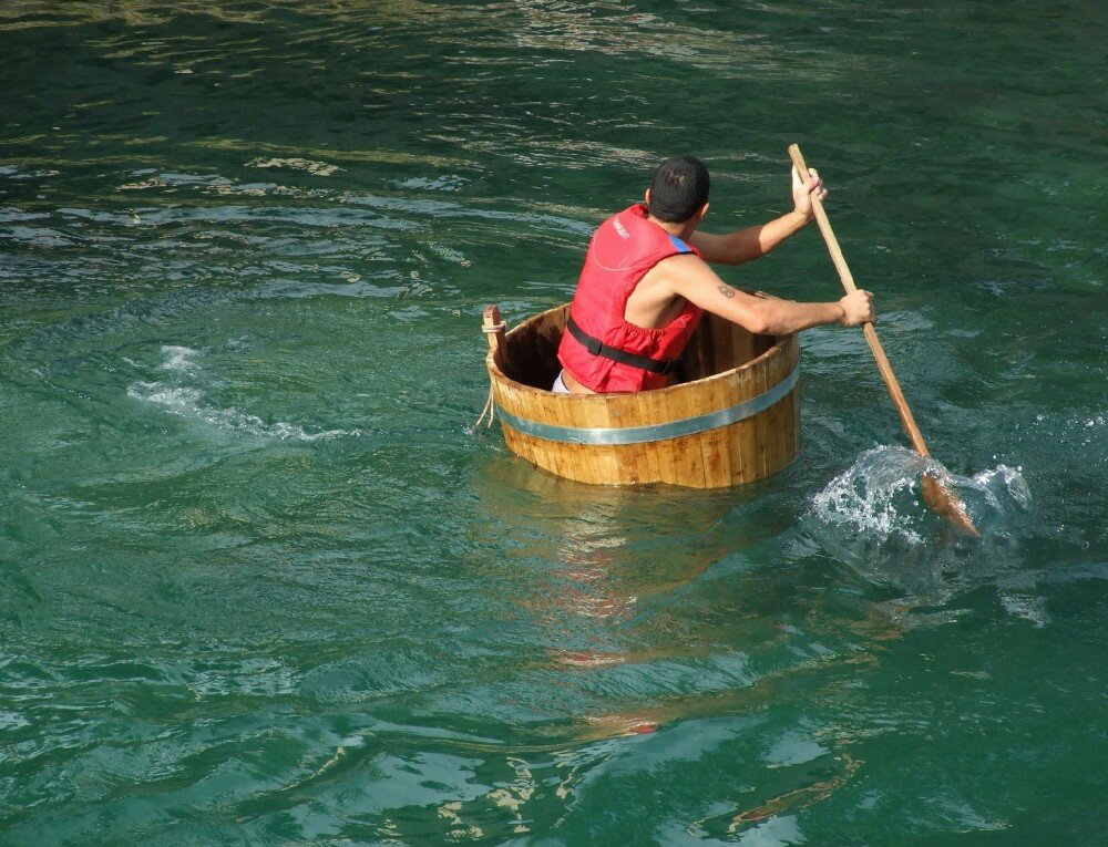 бамбуковая лодка coracle фото