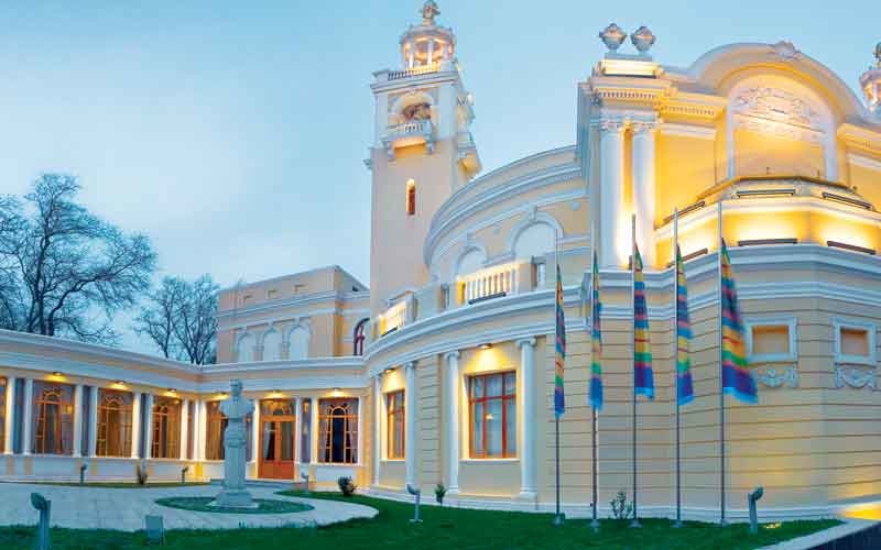 азербайджанская государственная филармония имени муслима магомаева фото
