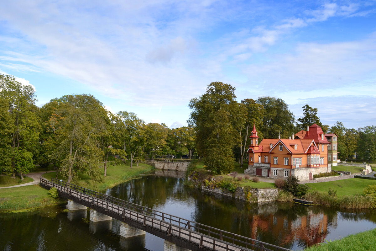 Kuressaare, Эстония фото