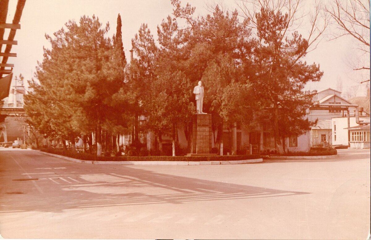 алма-ата старые фото комсомольская фото