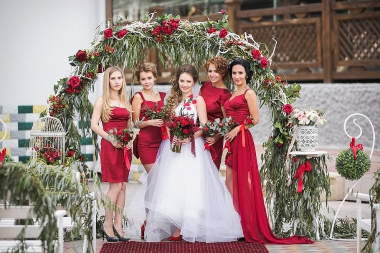 свадьба в цвете марсала фото