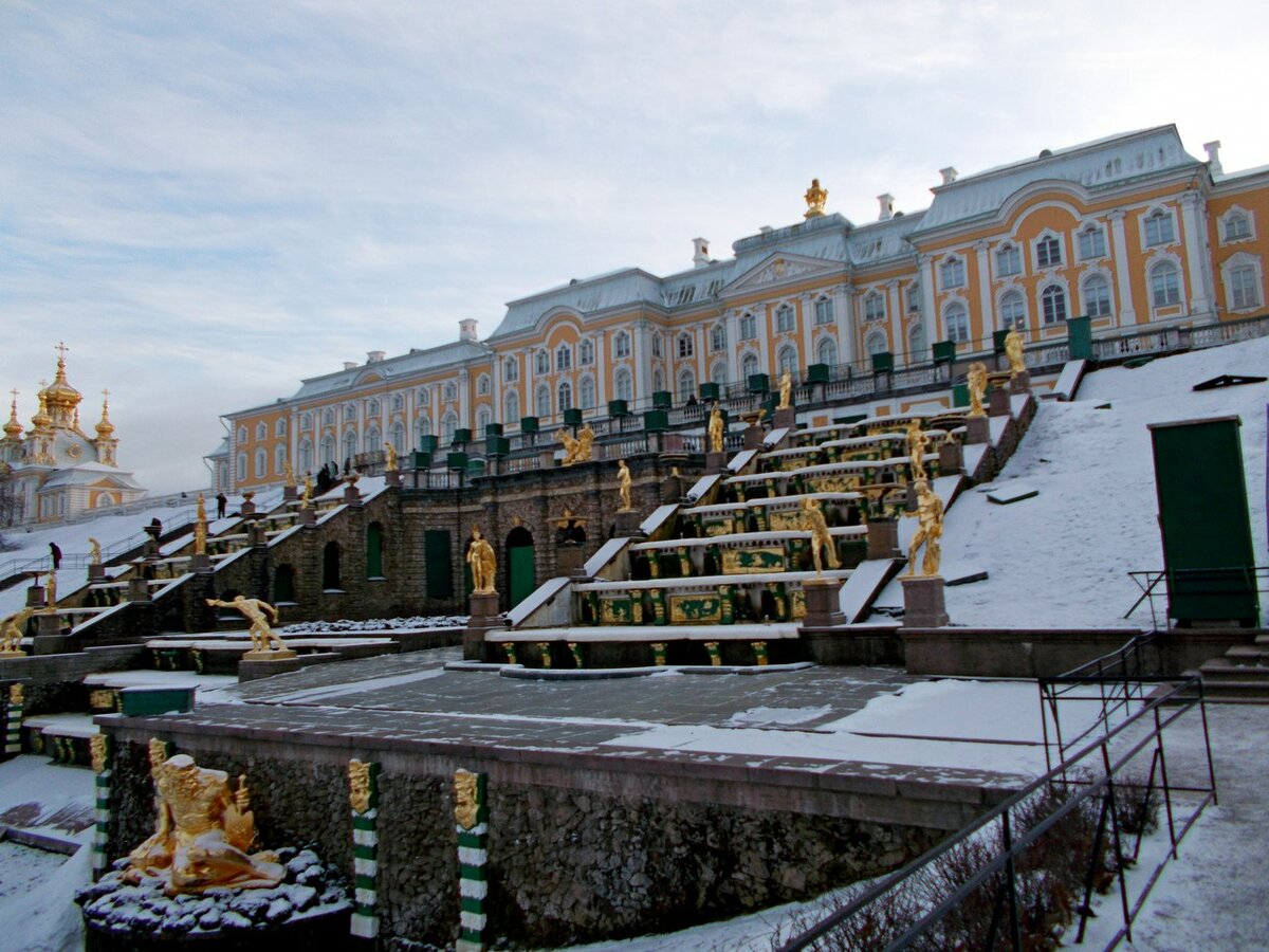 петергоф зимний дворец фото