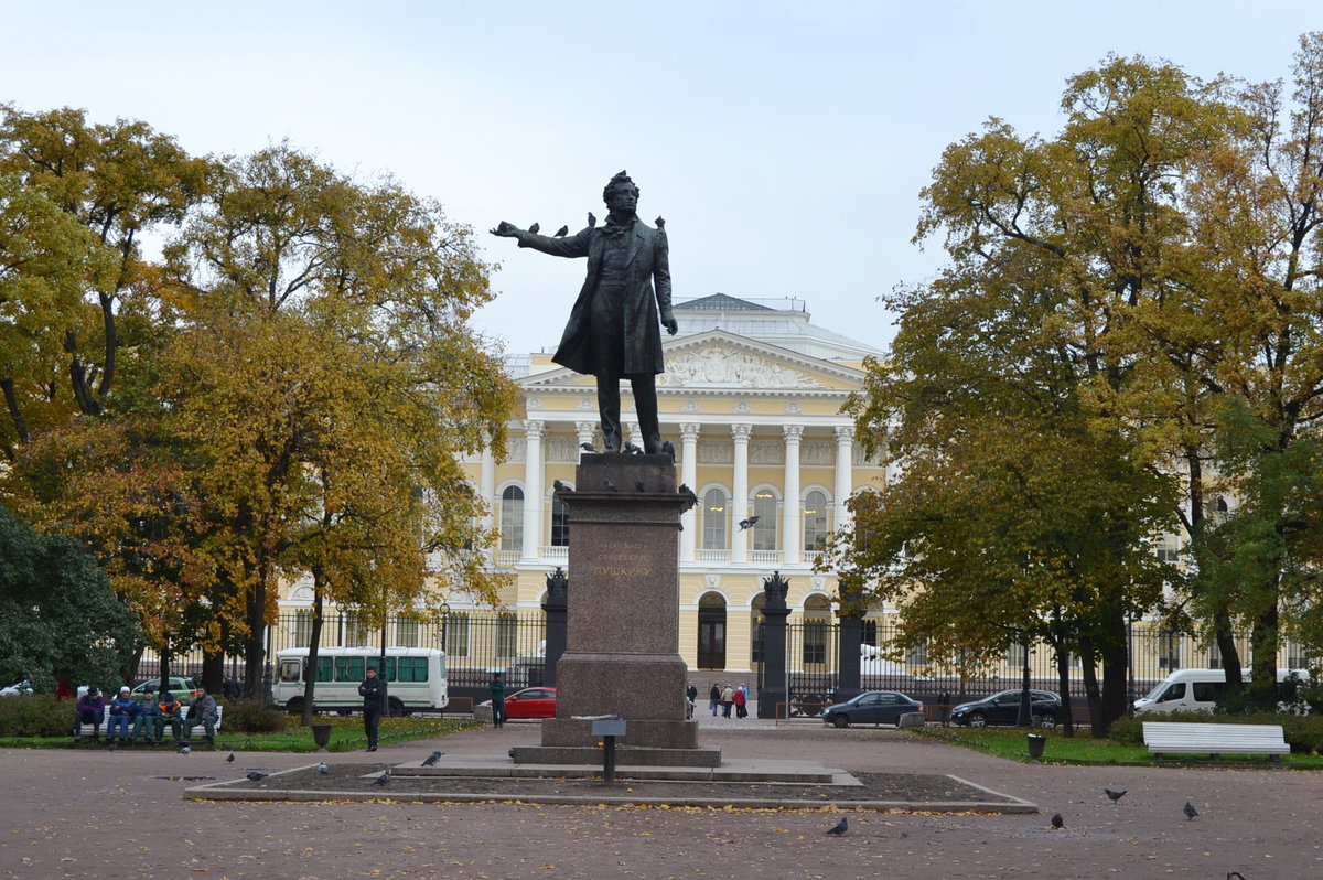 памятник а с пушкину санкт петербург площадь искусств фото
