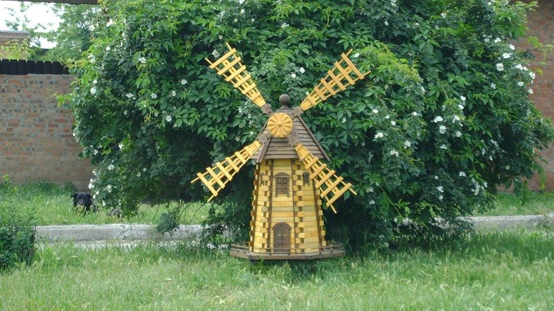 декоративная ветряная мельница фото