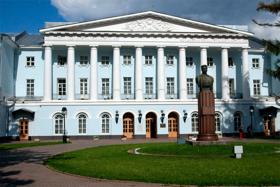 екатерининский институт жилярди фото