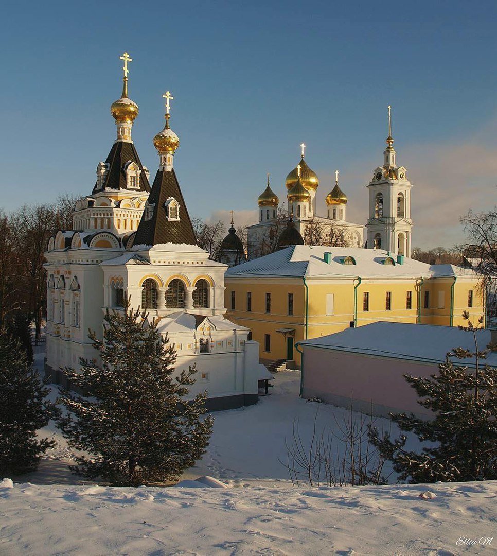 дмитровский кремль фото
