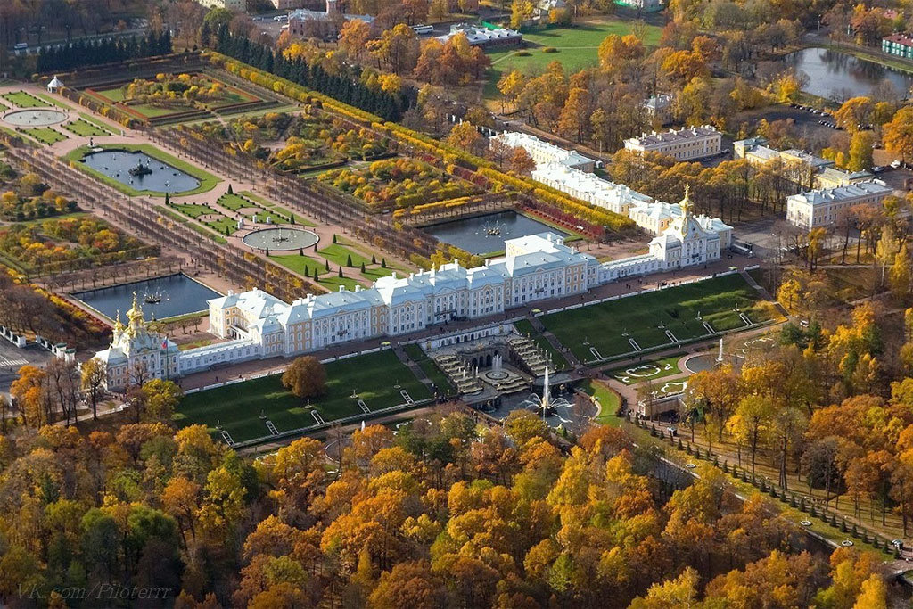 дворцовый комплекс петергоф фото