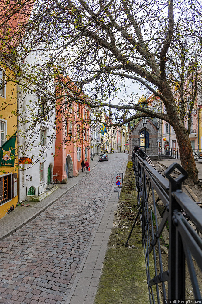 рига средневековые улочки фото