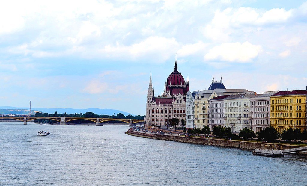 парламент будапешт фото