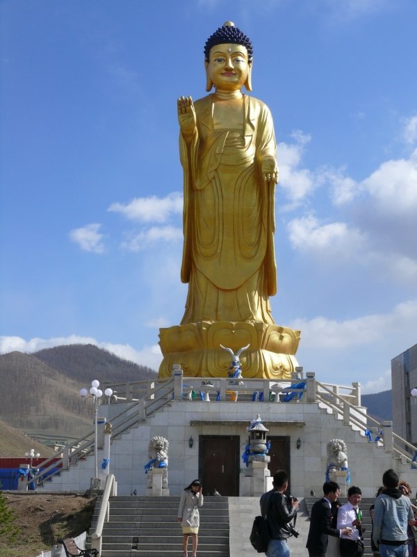 парк будды в улан баторе фото