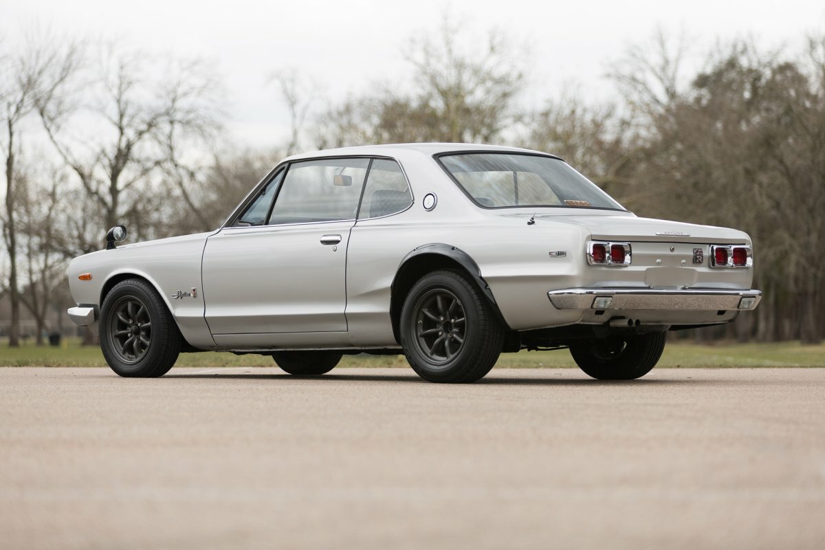 nissan skyline 2000 gt-r 1971 фото