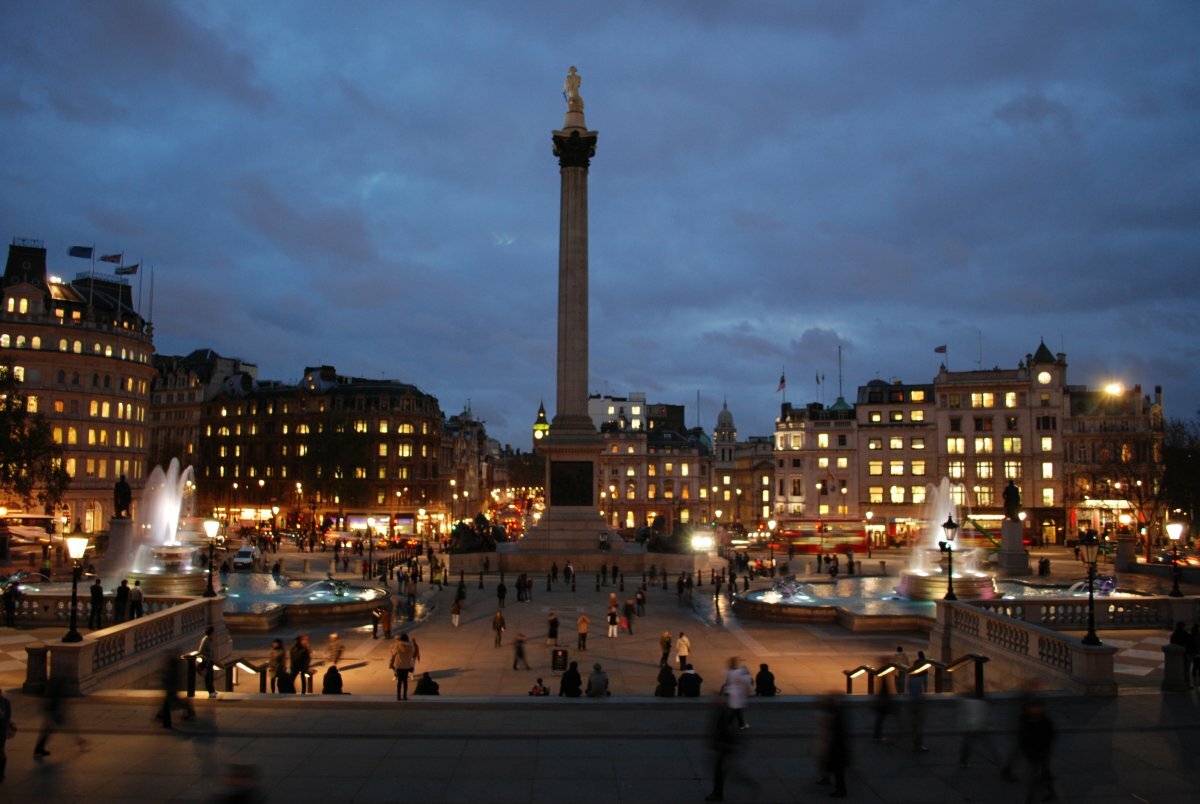 трафальгарская площадь в лондоне фото
