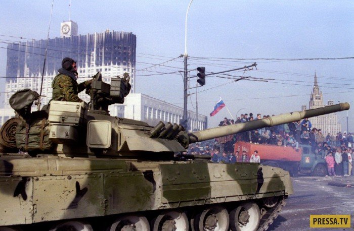 белый дом москва 1993 обстрел фото