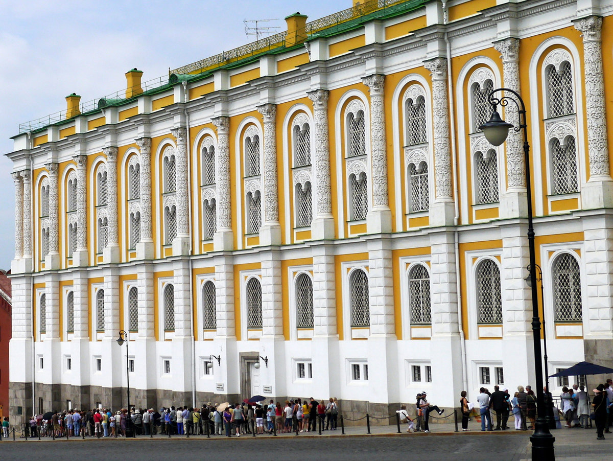 оружейная палата московского кремля здание фото