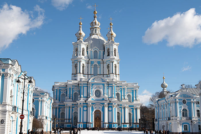 санкт петербург смольный собор фото