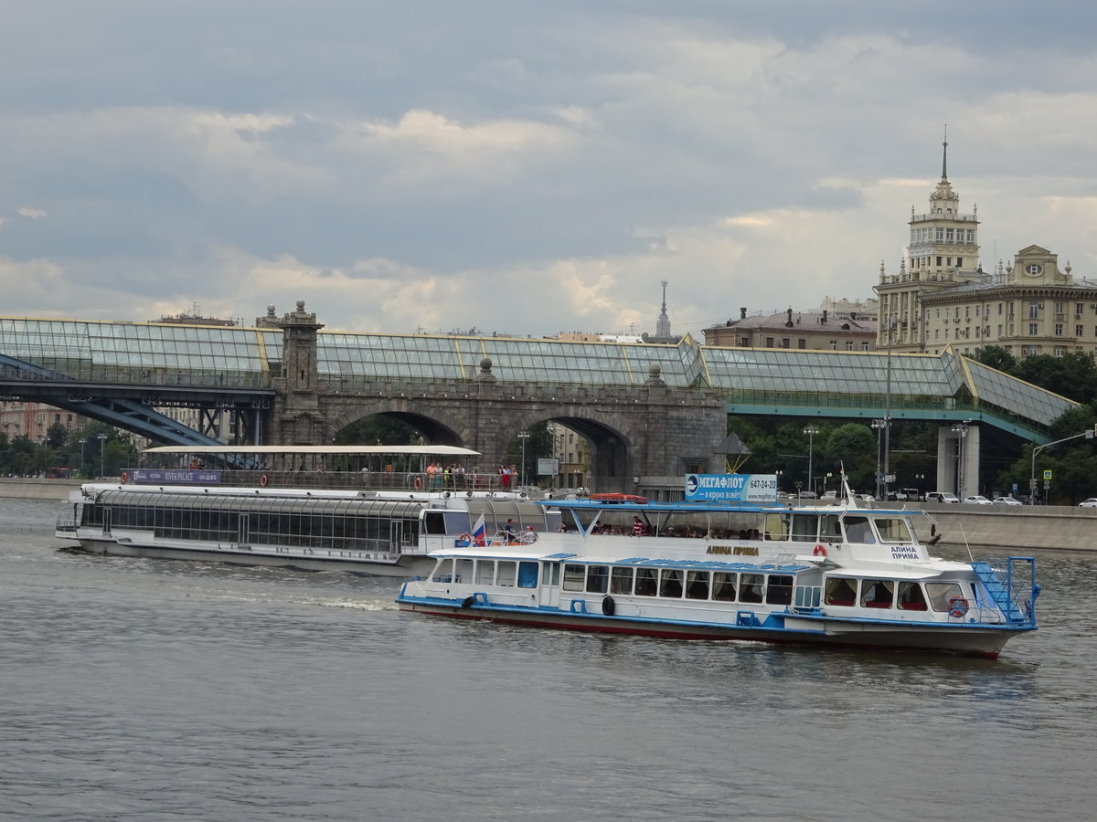 теплоход москва фото