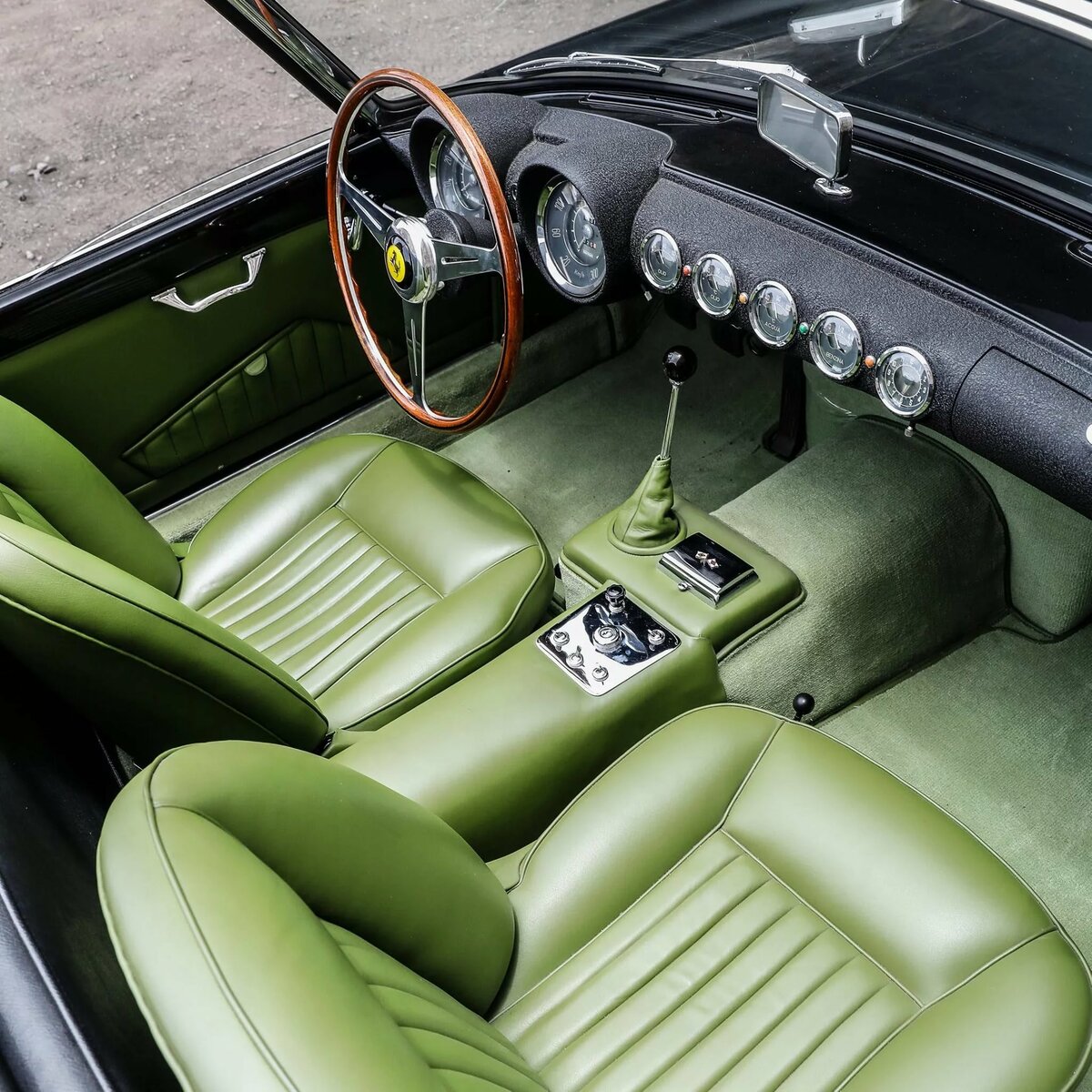 ferrari 250 gt cabriolet (series i) руль фото