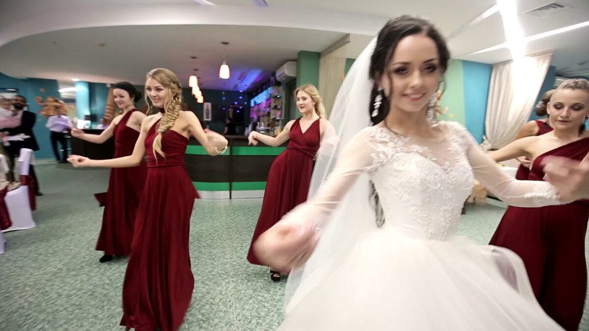 танец невесты фото