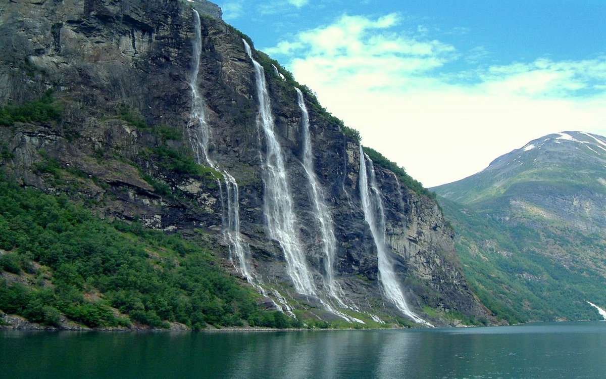 водопад семь сестер норвегия фото