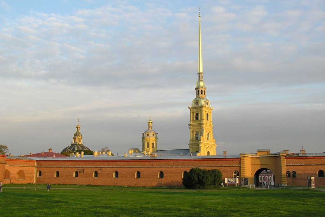 петропавловская крепость в санкт петербурге фото