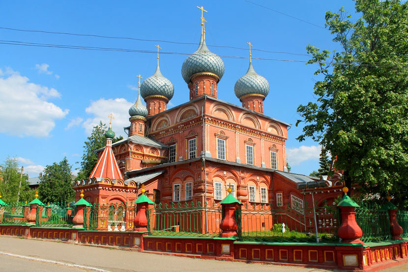 церковь воскресения на дебре фото