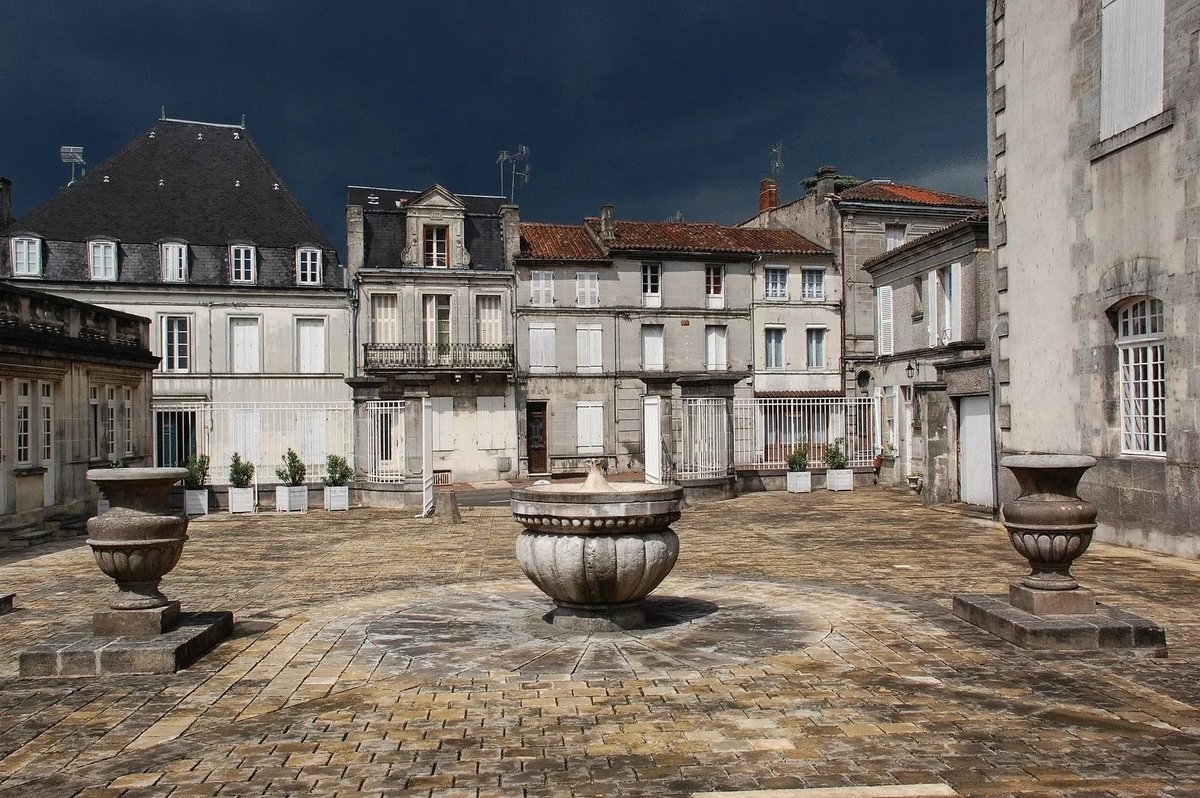 cognac город франция фото