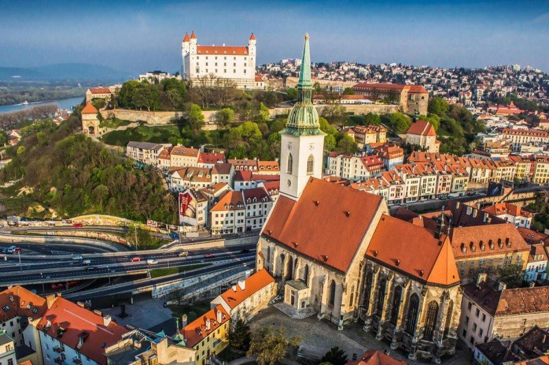 братислава фото города фото