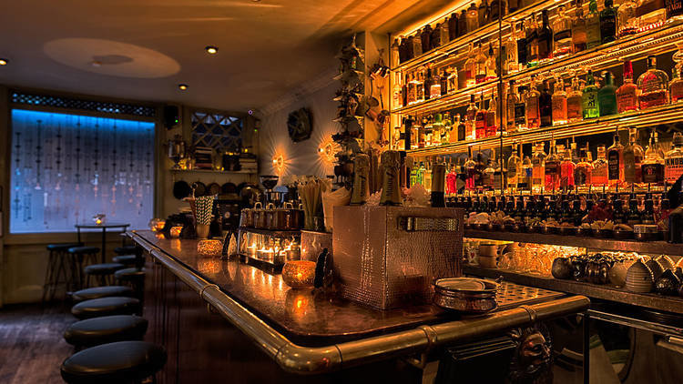 bar фото