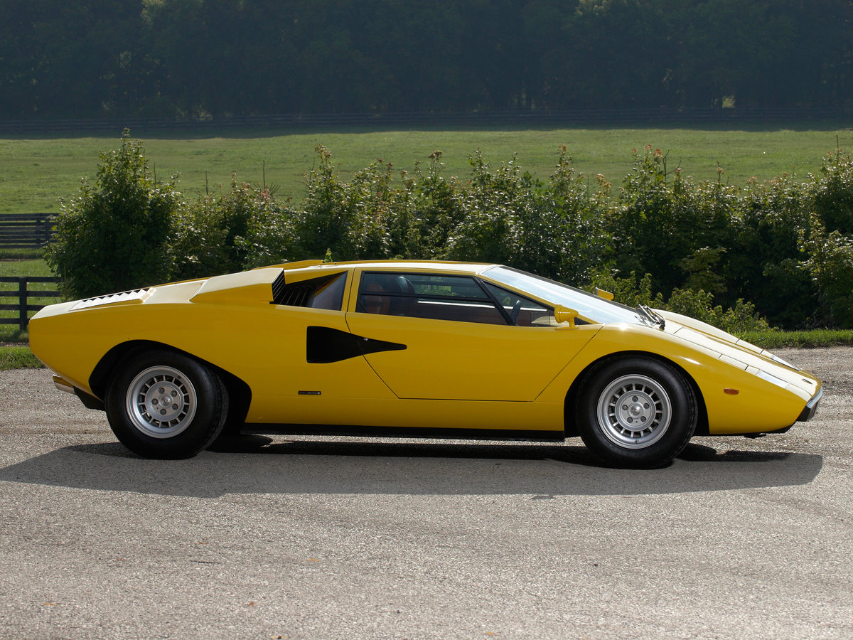 lamborghini countach фото