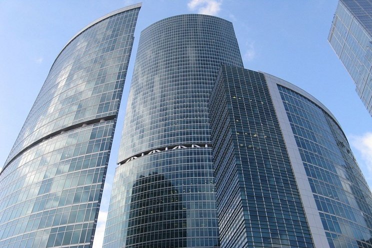 москва сити башня на набережной фото
