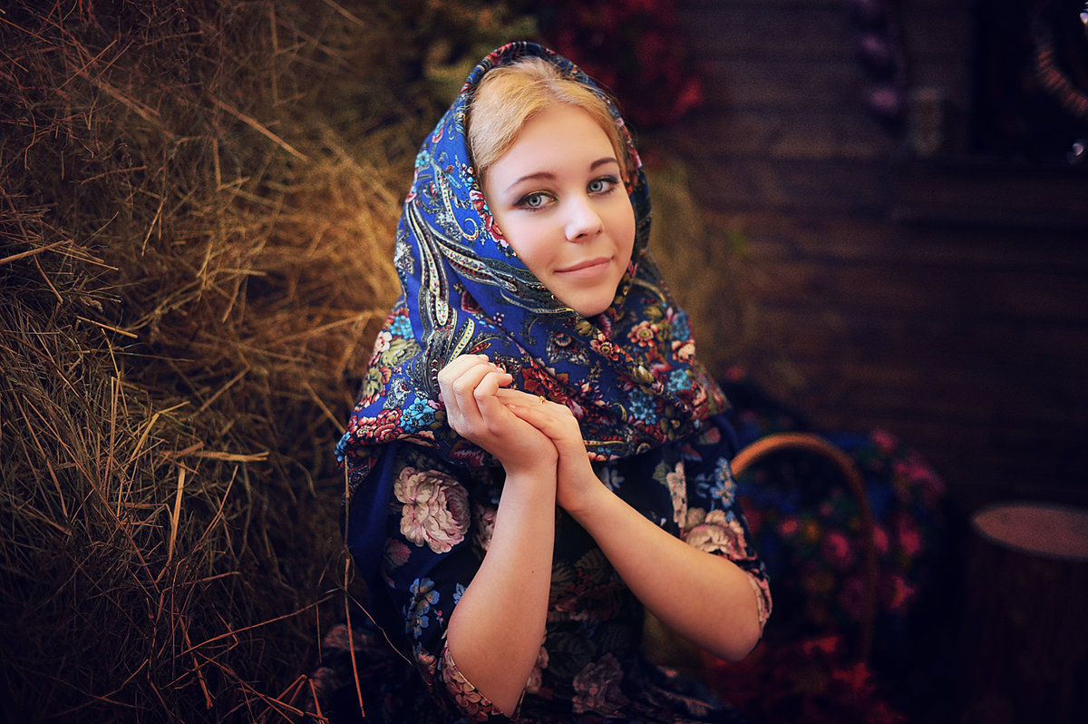 dve-robkie-russkie-devushki-chlen