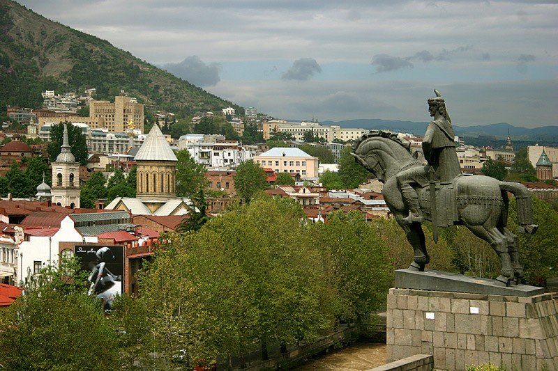 тбилиси картинки красивые днём фото