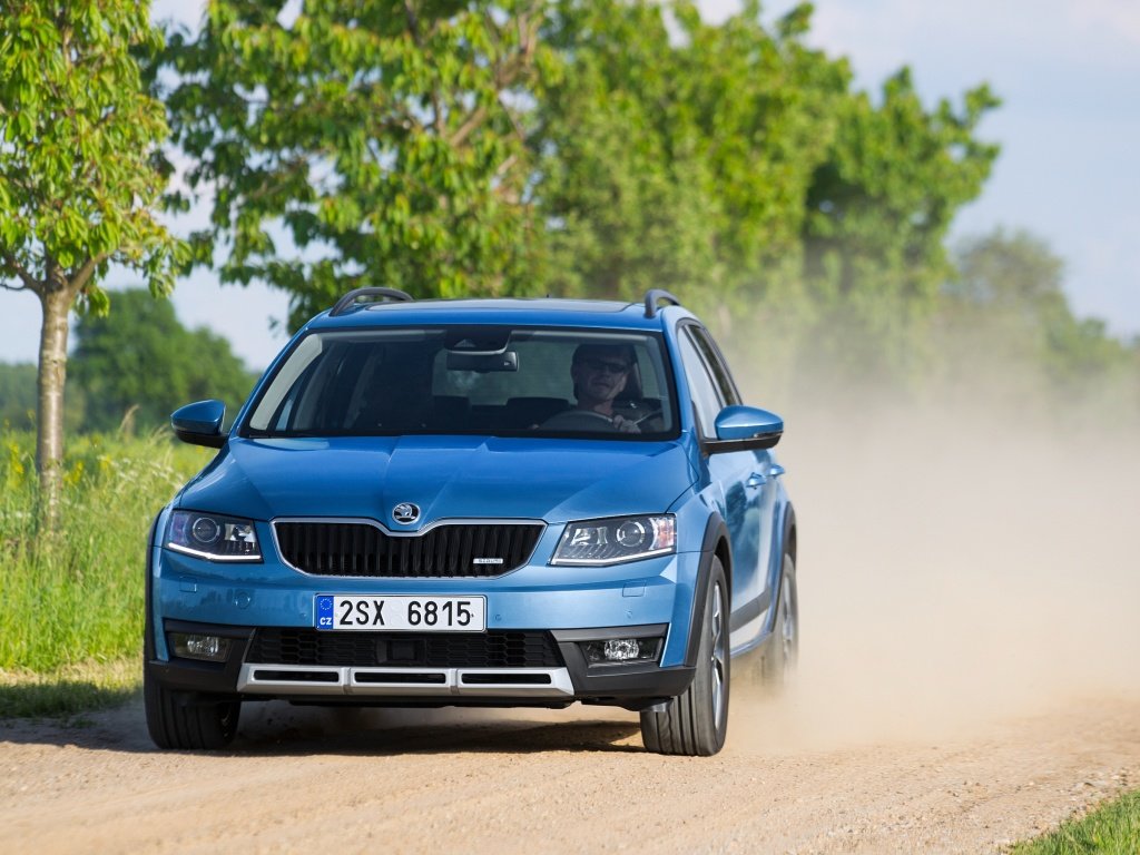 skoda octavia scout 2015 фото